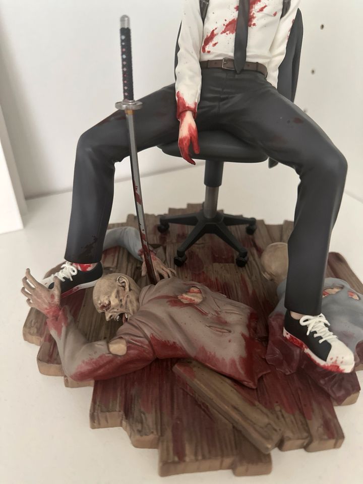 Myethos Chainsaw Man Aki Hayakawa Scale Figur (inkl. OVP) in Dortmund