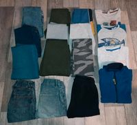 Bekleidungspaket Hosen und Pullover Gr.  134 Berlin - Hellersdorf Vorschau