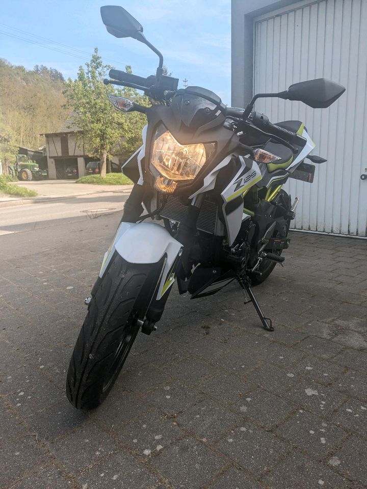 Kawasaki Z125 in Eberdingen