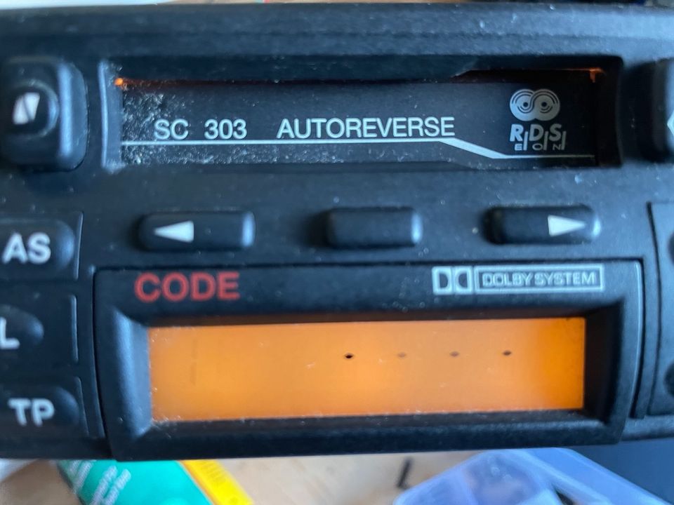 Opel Grundig SC 303 D Autoradio Kassettenradio in Bad Schwalbach