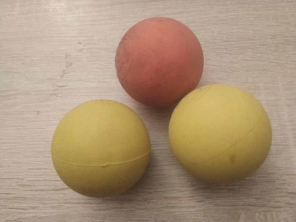 Faszien Ball Faszienball Massageball aus Hartgummi Neu in Lemgo