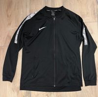 Nike Jacke Trainingsjacke original L schwarz Nordrhein-Westfalen - Neukirchen-Vluyn Vorschau