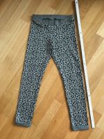 Hose Kuschelhose Leggings Strick von Benetton grau ca. Gr. 134 Frankfurt am Main - Ginnheim Vorschau