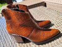 Ungetragene Paul Green Stiefelette, braun, Größe 6,5 (40) Bayern - Fischen Vorschau