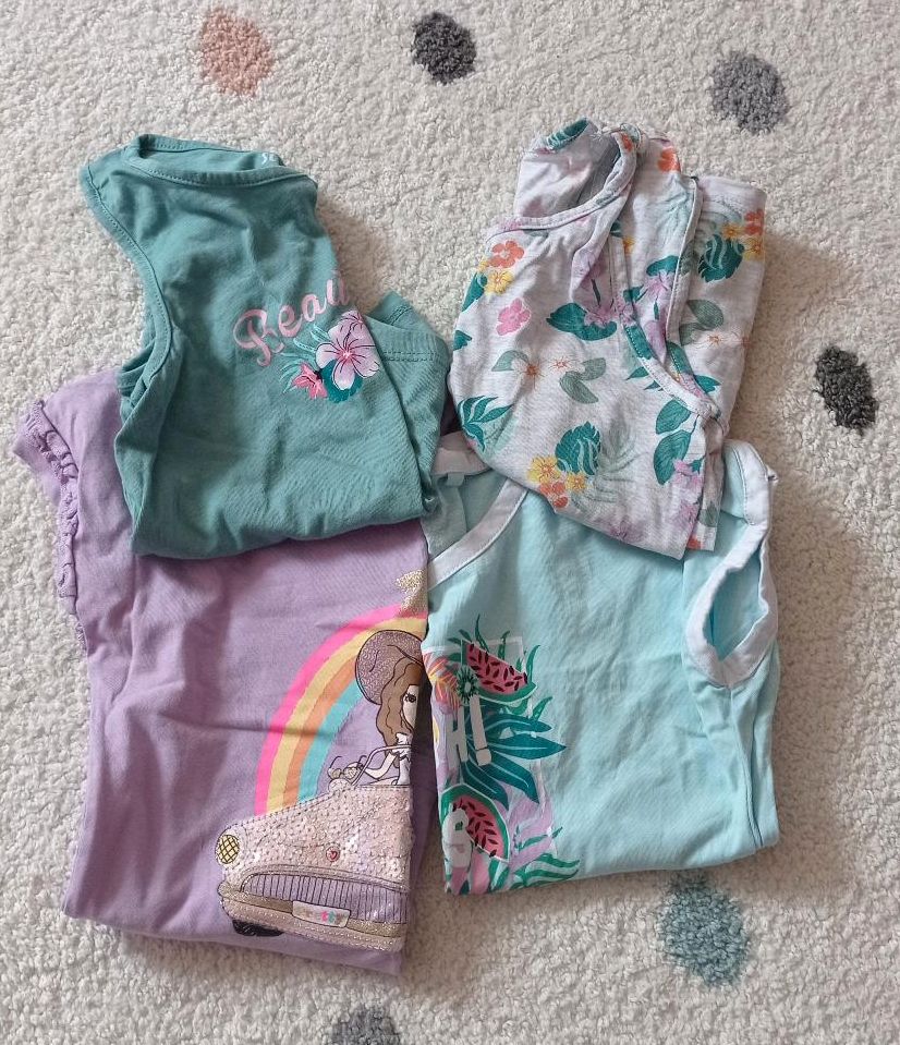 Sommer Shirts Gr. 122/128 für Mädchen Paket neu C&A Pocopiano in Barsinghausen