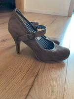 Schuhe mit Absatz gr 39 Nordrhein-Westfalen - Bergneustadt Vorschau