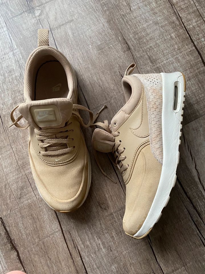 Nike Air Max Thea Damen Halbschuh Sneaker Gr. 39 Leder beige in Sachsen -  Chemnitz | eBay Kleinanzeigen ist jetzt Kleinanzeigen