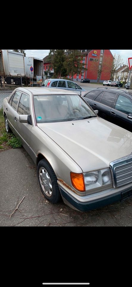 Mercedes W124 200E Anhängerkupplung Schiebedach Schalter Tausch in Königstein