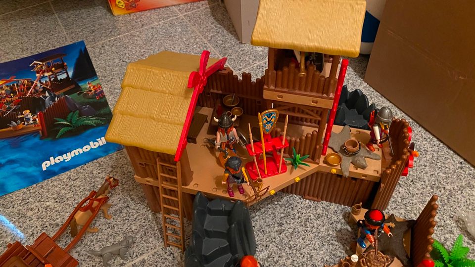 Playmobil große Wikingerfestung mit Schiff und zubehör in Merzenich