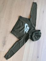 NIKE Kapuzenpullover khaki Niedersachsen - Gifhorn Vorschau