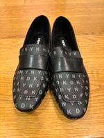 Mokassins Loafers Damenschuhe DKNY Gr 37 Gr 4 1/2 Sachsen - Radebeul Vorschau