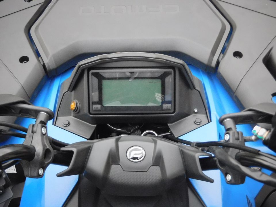 CFMoto CForce 625 Touring DLX EPS *NEU* blau ATV / Quad in Falkensee