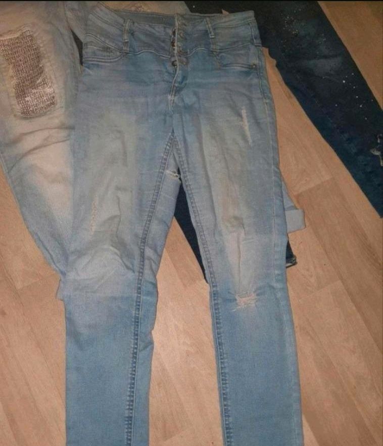 Damen Kleidung Paket Hose Jeans Jeanshose Jeggins Stoffhose 38 m in Bad Gandersheim