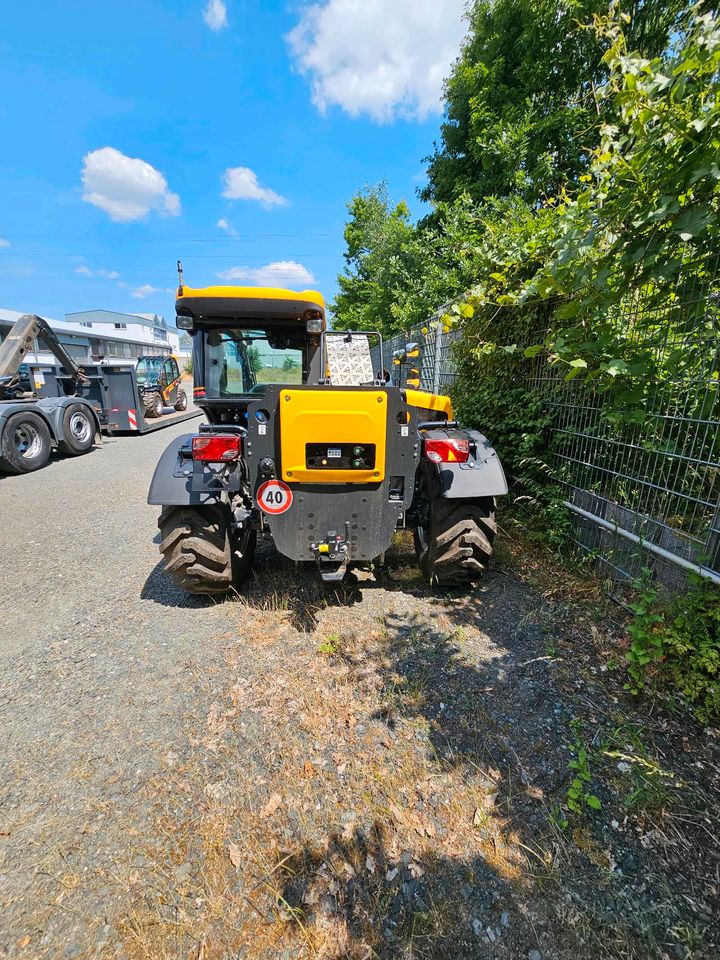 Teleskoplader Telelader Dieci Agri Farmer 30.7 neu Manitou Merlo in Dermbach