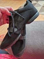 Tanzsneaker  mit geteilter sohle Tanzschuhe   gr.7,5  gebraucht Nordrhein-Westfalen - Frechen Vorschau