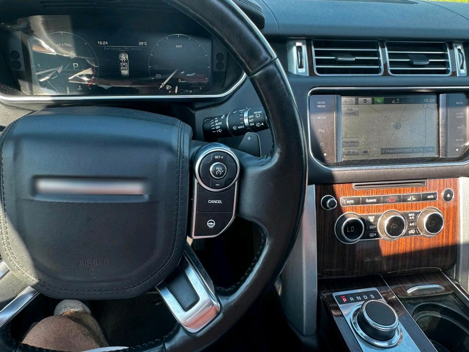 Range Rover Vouge 3.0 V6 Diesel in Bonn