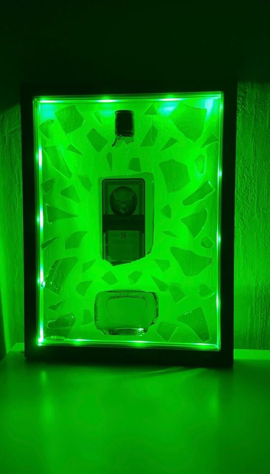Jägermeister Flasche mit LED im Bilderrahmen | Wandbild | Deko in Siegen
