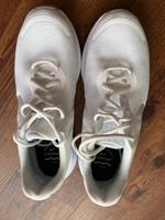 Nike Revolution 7 unisex Größe 42,5 Hessen - Grebenhain Vorschau