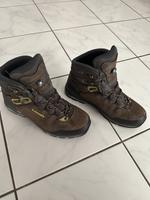 Lowa Wanderschuhe Nordrhein-Westfalen - Hürth Vorschau