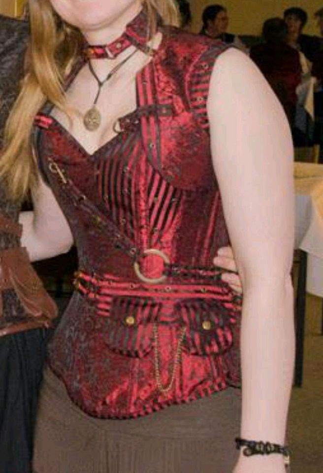 Steampunk-Korsett in Rot, Size 22 von Corset Story in Heikendorf