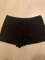 Damen Short aus Viskosestoff Hessen - Hanau Vorschau