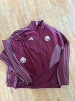 FC Bayern München Trainingsanzug Trikot M/L Neuwertig Bayern - Schwangau Vorschau