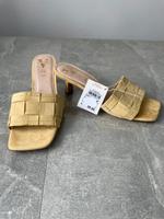 Sandalen mit Absatz gelb beige 37 neu Venturini Bayern - Regensburg Vorschau