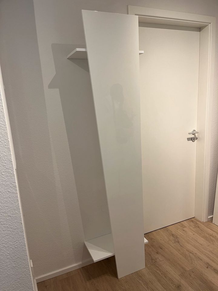 Garderobe Vega Hochglanz weiß in Ostfildern