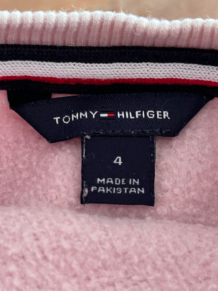 Tommy Hilfiger Pullover Pulli Größe 98 - 104 in Bad Aibling
