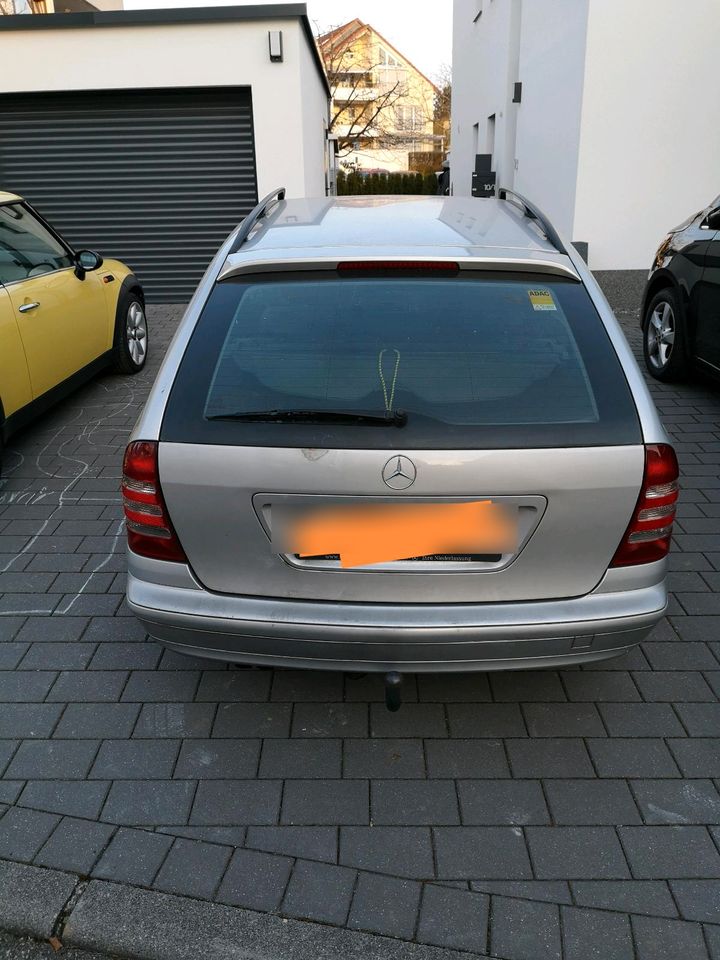 Mercedes Benz s203 w203 c-klasse in Winnenden