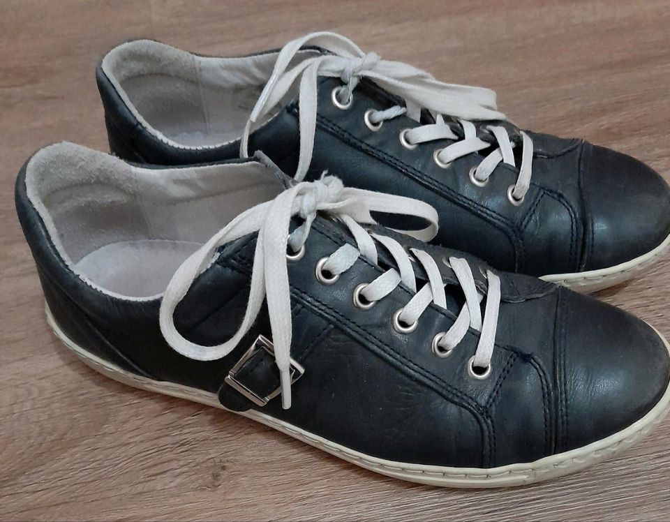 Sneaker/ Schnürschuh Gr. 39 in Coesfeld