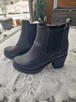 Schwarze Stiefeletten gr.37 von Kayla Bergedorf - Kirchwerder Vorschau
