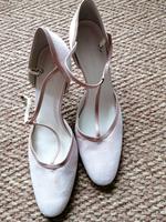 Görtz Pumps Gr 41  Neu Altona - Hamburg Ottensen Vorschau