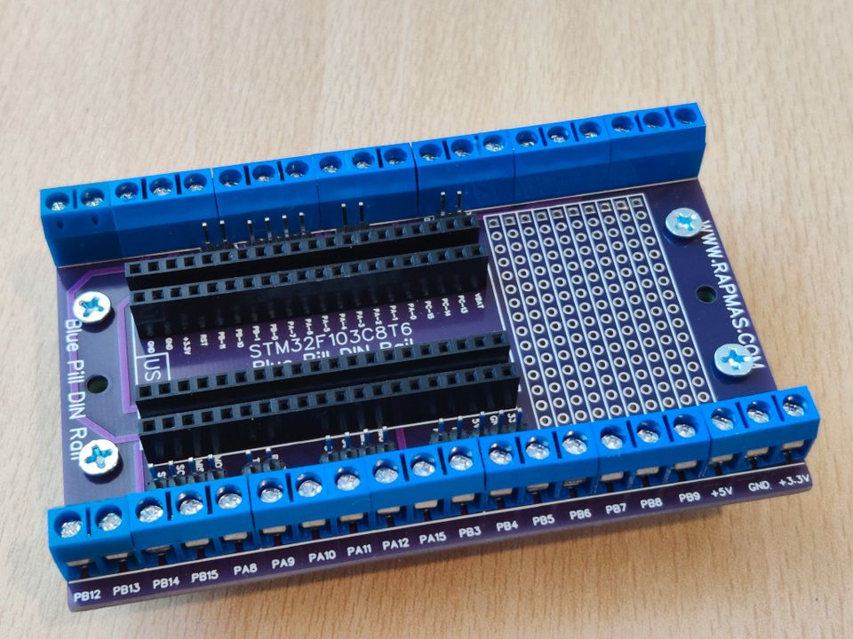 BluePill STM32F103 DIN-Schiene DIN Rail Adapter in Rosenheim