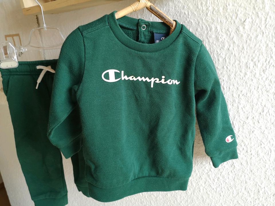 Babykleidung Jogginganzug, | champion, ist Sweatshirt, Kleinanzeigen - jetzt Größe Sportanzug, hose 74 Baden-Württemberg Neckarsulm Anzug, eBay in Kleinanzeigen | kaufen