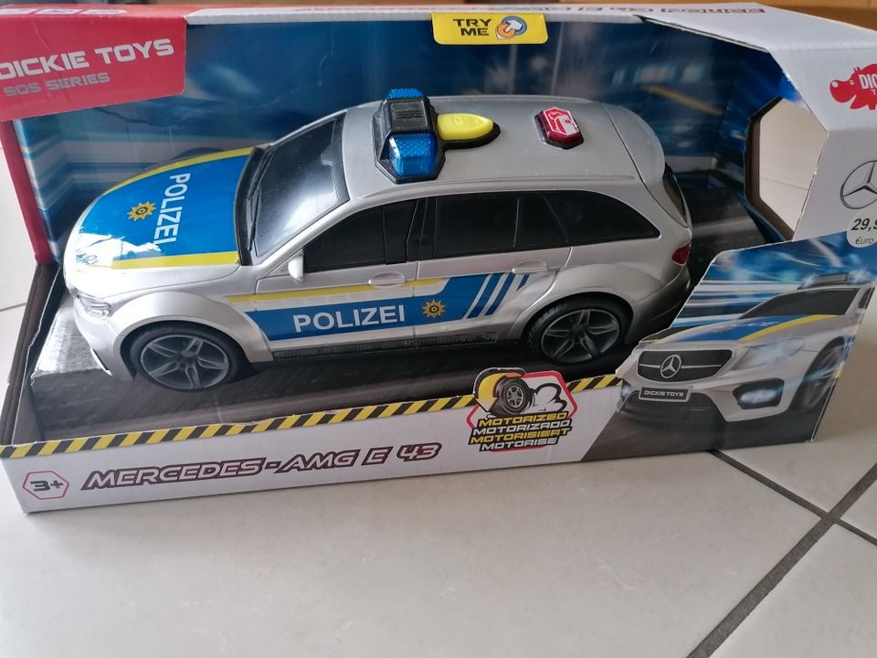 Polizeiauto mit Licht und Sound in Königsbrunn
