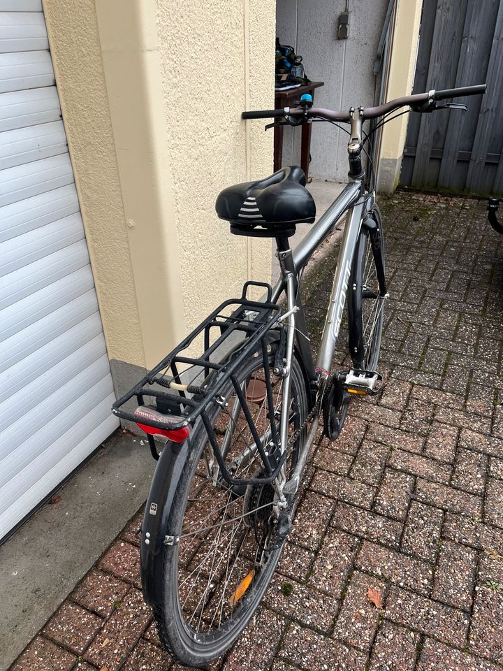 Fahrrad Scott Fitnessbike in Solingen