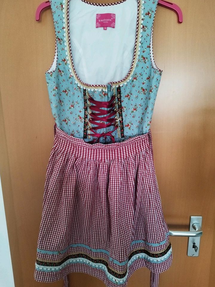 Dirndl der Marke Krüger in Steinheim an der Murr