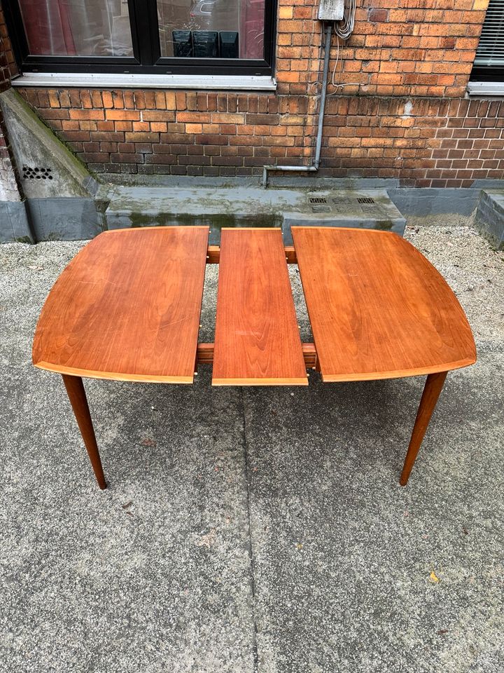 Esstisch erweiterbar > 210cm Teak Tisch danish Design Vintage Esszimmertisch Teakholz Dänemark 60er Retro in Berlin