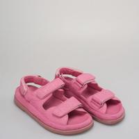 Chanel Pink Coco Mark Dad Sandalen Größe 35.5 Feldmoching-Hasenbergl - Feldmoching Vorschau