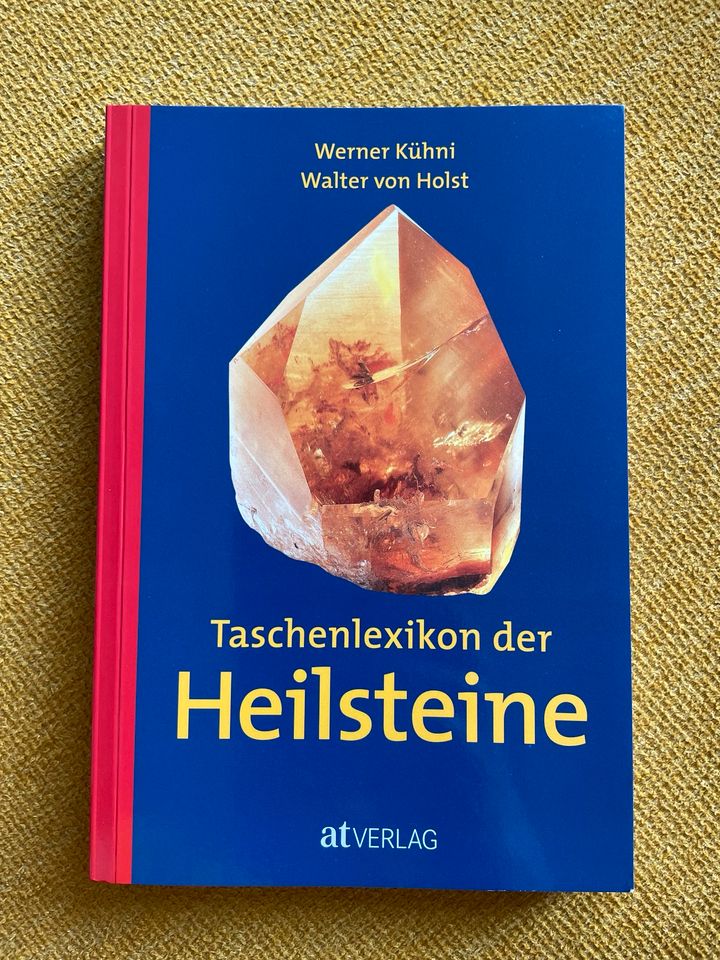 Buch „Taschenlexikon der Heilsteine“ in Leipzig