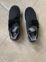 Adidas Sneaker, Größe 38 2/3, super bequem Hessen - Kassel Vorschau