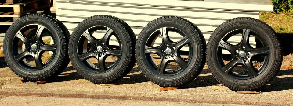 17 ZOLL ► OFFROAD VW T5 T6 Felgen Alufelgen Alu Räder MICHELIN 235/55 17 Reifen 5x120 Schwarz Black Gelände Sommerreifen Sommer Cross Bulli Pritsche Plane Spriegel Tieflader Offener Kasten California◄ in Melle