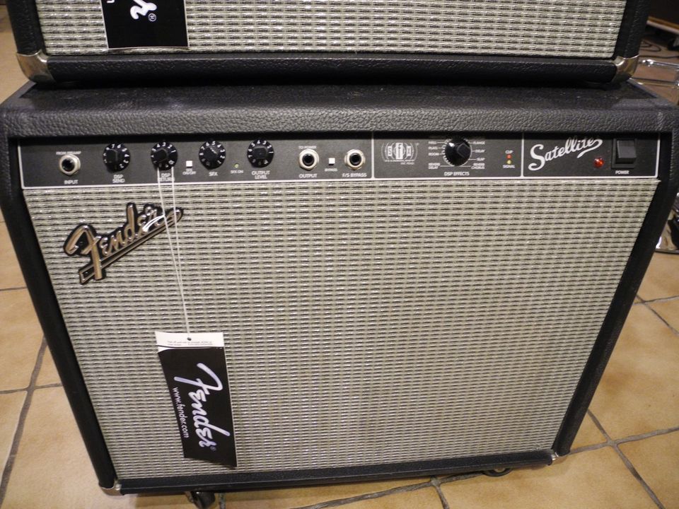 Fender SFX Satellite E-Gitarren-Lautsprecherbox, 80 Watt, Stereo in Florstadt