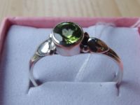 Silber Ring mit Peridot , Größe = 18 mm. Hessen - Biebertal Vorschau