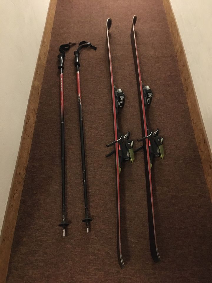 Set Fischer RC4 Ski 165 cm, Skistiefel Gr. 25-25,5, Stöcke 120 cm in Bärenstein