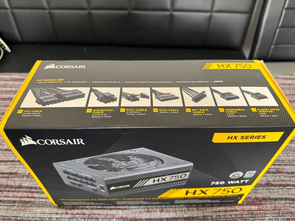 Corsair HX750 vollmosular 80+ Platinum-zertifiziertes 750 Watt in Berlin