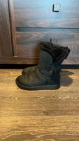 UGG Bailey Button schwarz Gr. 36 Düsseldorf - Benrath Vorschau
