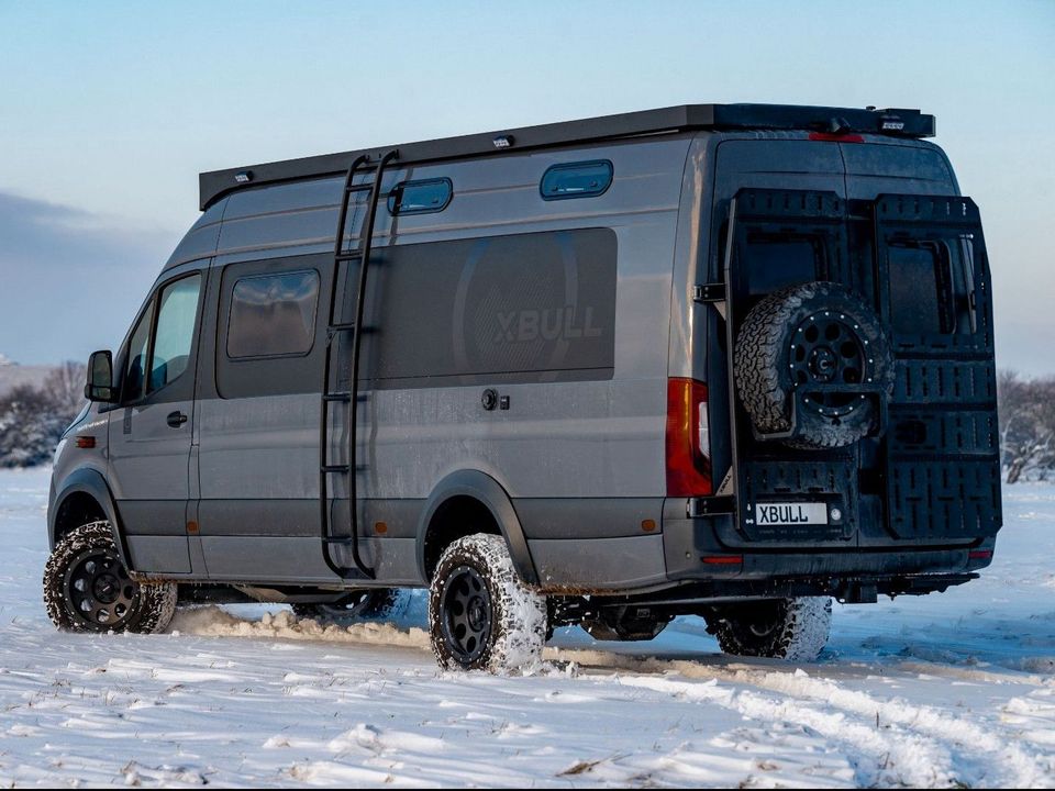 Mercedes-Benz Sprinter 907 4x4 419 XBULL Camper in Eisenach