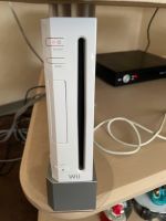 Nintendo Wii mit viel Zubehör zu verkaufen! Hessen - Pohlheim Vorschau